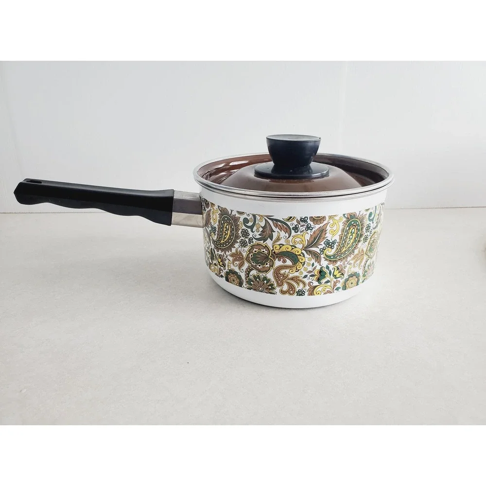 New Vintage Cottagecore Enamel‎ Pot Paisley Floral Lid Retro 70s Kitchen Decor